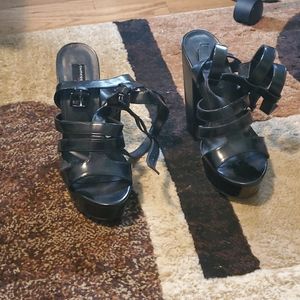 Chinese Laundry high heel gladiator sandals